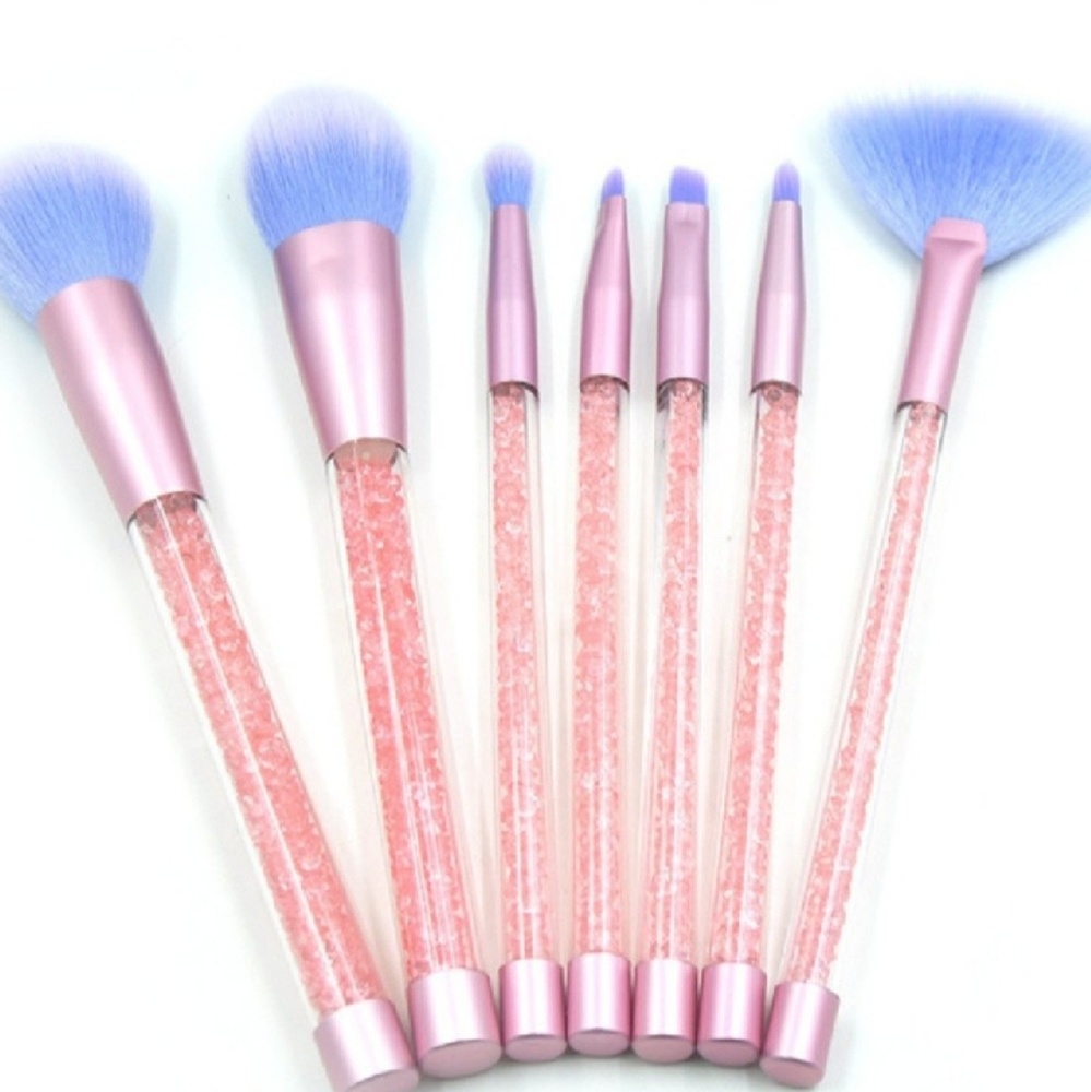 LAST ONE!!! Make-up brushes, set of 7 - Picture 2 of 3